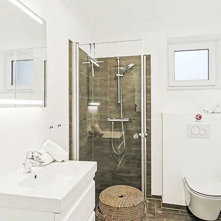 Duemmer Koje By Interhome